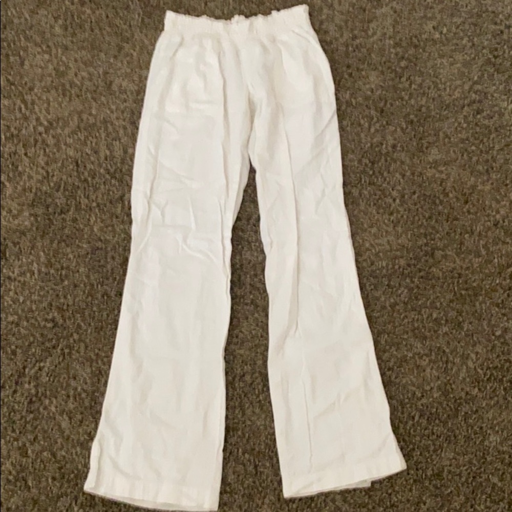 White flowy pants